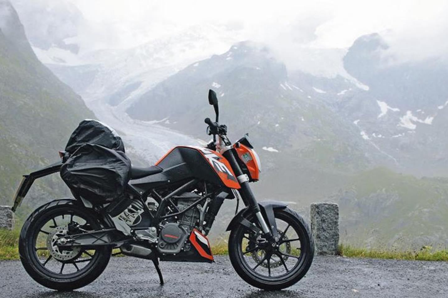 ktm duke 125 adventure