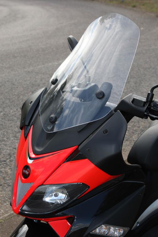 Aprilia Sr Max 300 11 12 Review Specs Prices Mcn