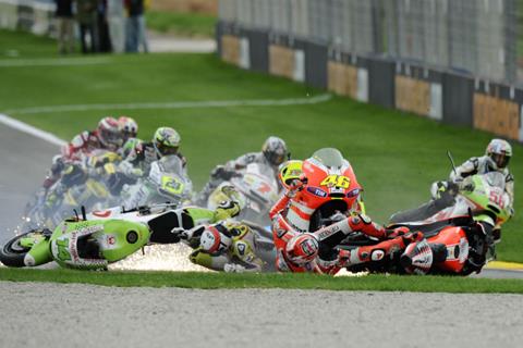 Broken wrist rules Nicky Hayden out of Valencia test