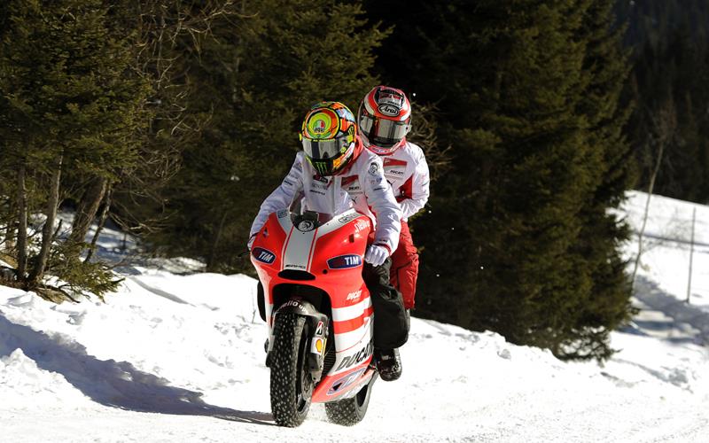 Video: Rossi, Hayden and a Ducati MotoGP bike on snow | MCN