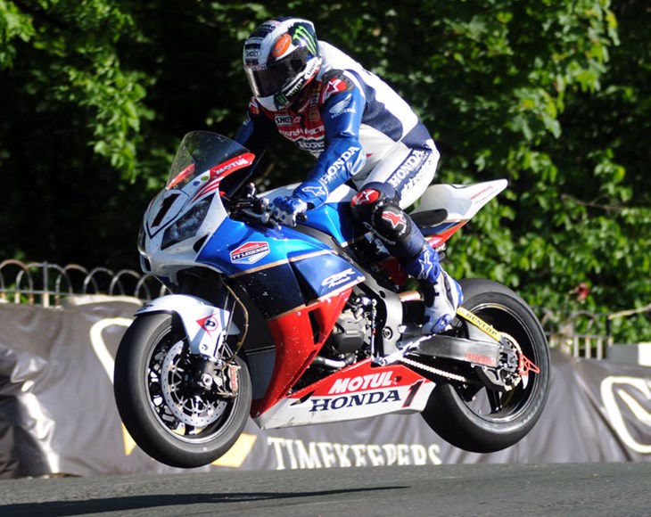 Isle of Man TT: McGuinness and Donald up the ante | MCN