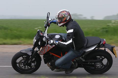 Video: KTM 690 Duke longterm update