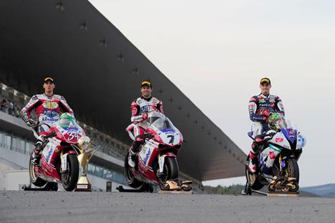 Chaz Davies to factory Ducati WSB with Giugliano