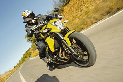 Kawasaki Er 6n 2012 On Review Speed Specs Prices Mcn