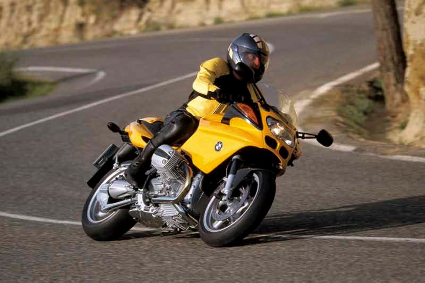 Bmw R1100s 1999 2005 Review Speed Specs And Prices Mcn