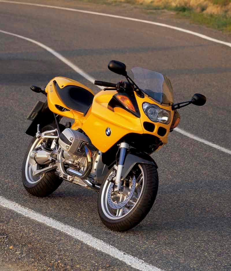 BMW R1100S (1999-2005) Review | Speed, Specs & Prices | MCN