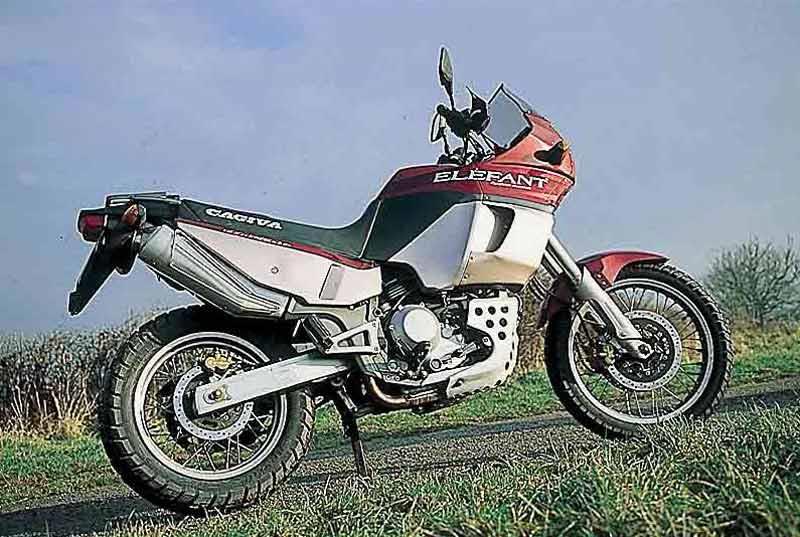 Magazin: Cagiva Elefant 900ie Lucky Explorer - Motorrevü