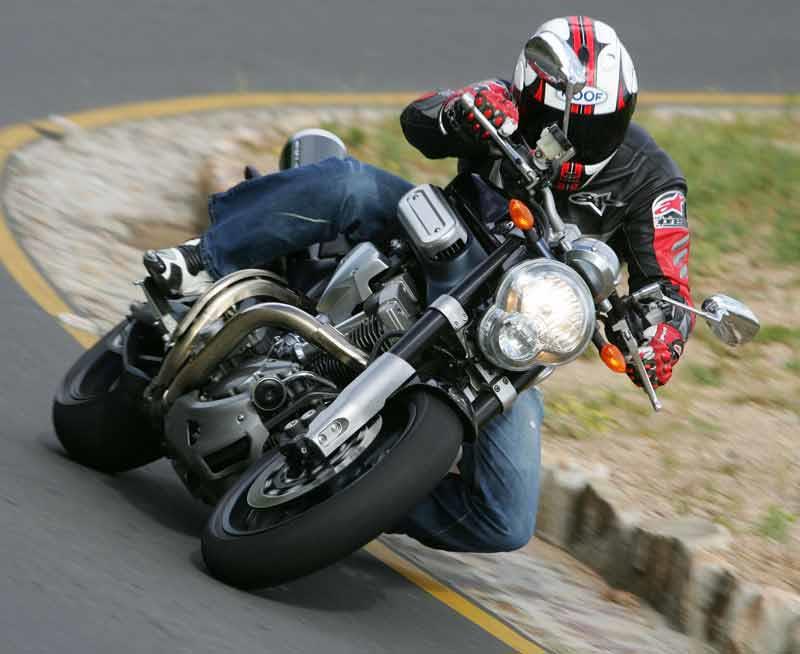 Yamaha Mt 01 05 On Review Speed Specs Prices Mcn