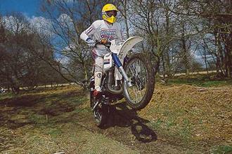 Kawasaki Kmx125 1986 2002 Review Specs Amp Prices Mcn