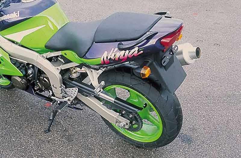 KAWASAKI ZX-6R (1998-1999) Review Specs & Prices MCN