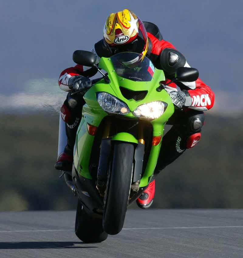 fraktion Ved Match KAWASAKI ZX-10R (2004-2005) Review | Specs & Prices | MCN
