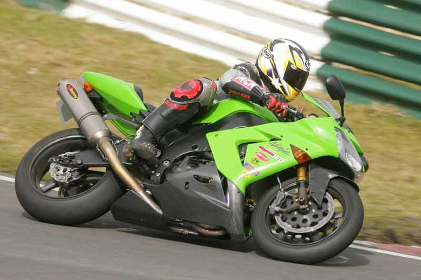 Kawasaki Ninja ZX 10r 2004