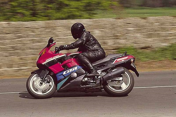 Honda cbr1000f колодки