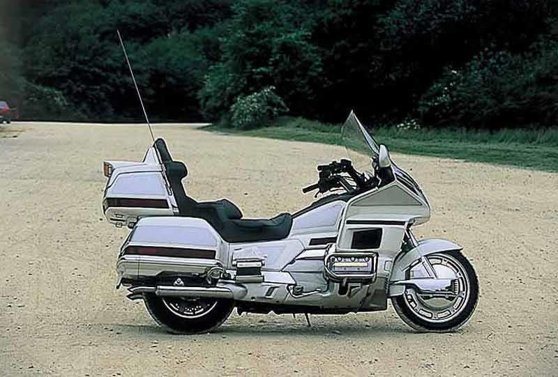 Honda Gl1500 Goldwing 1998 2000 Motorcycle Review Mcn 5012