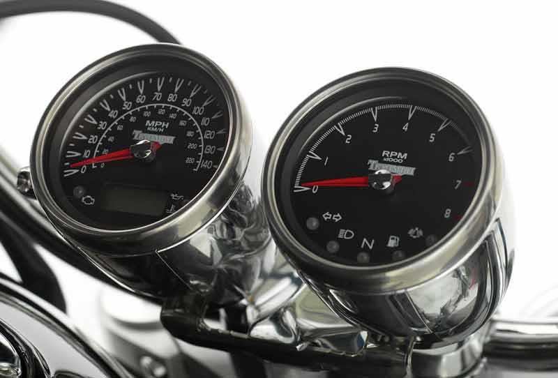 triumph rocket 3 speedometer