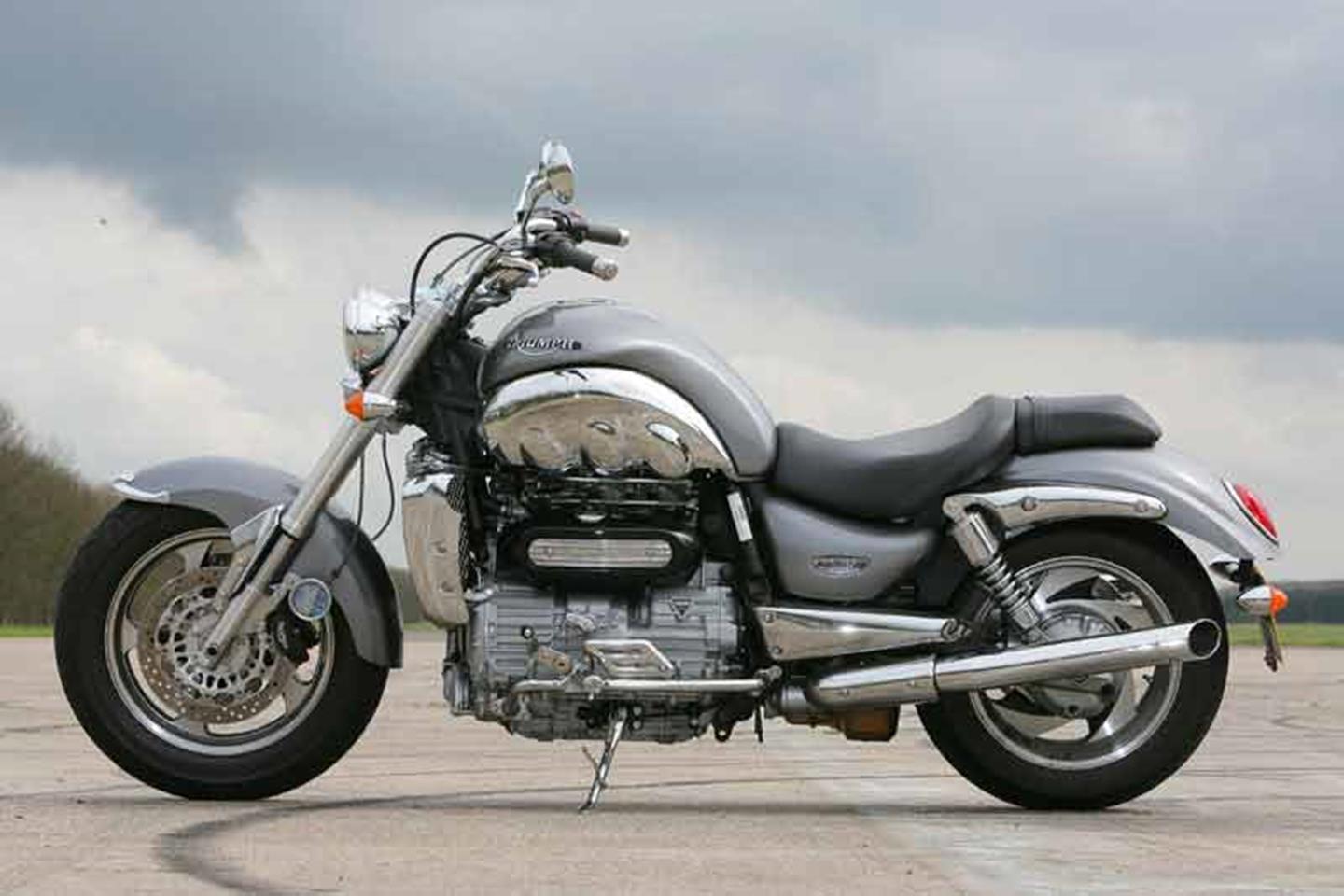 Triumph Rocket III Roadster 2005