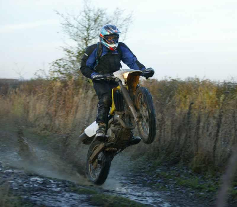 Suzuki Drz 400 S 2001 2008 Review Used Buying Guide Mcn