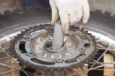 How to check and replace wheel bearings | MCN