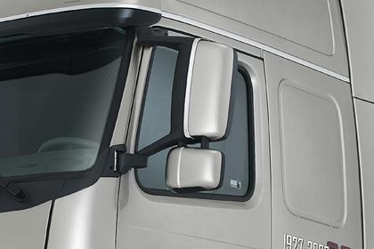 Volvo's new mirrors fix a blind spot exposed by MCN