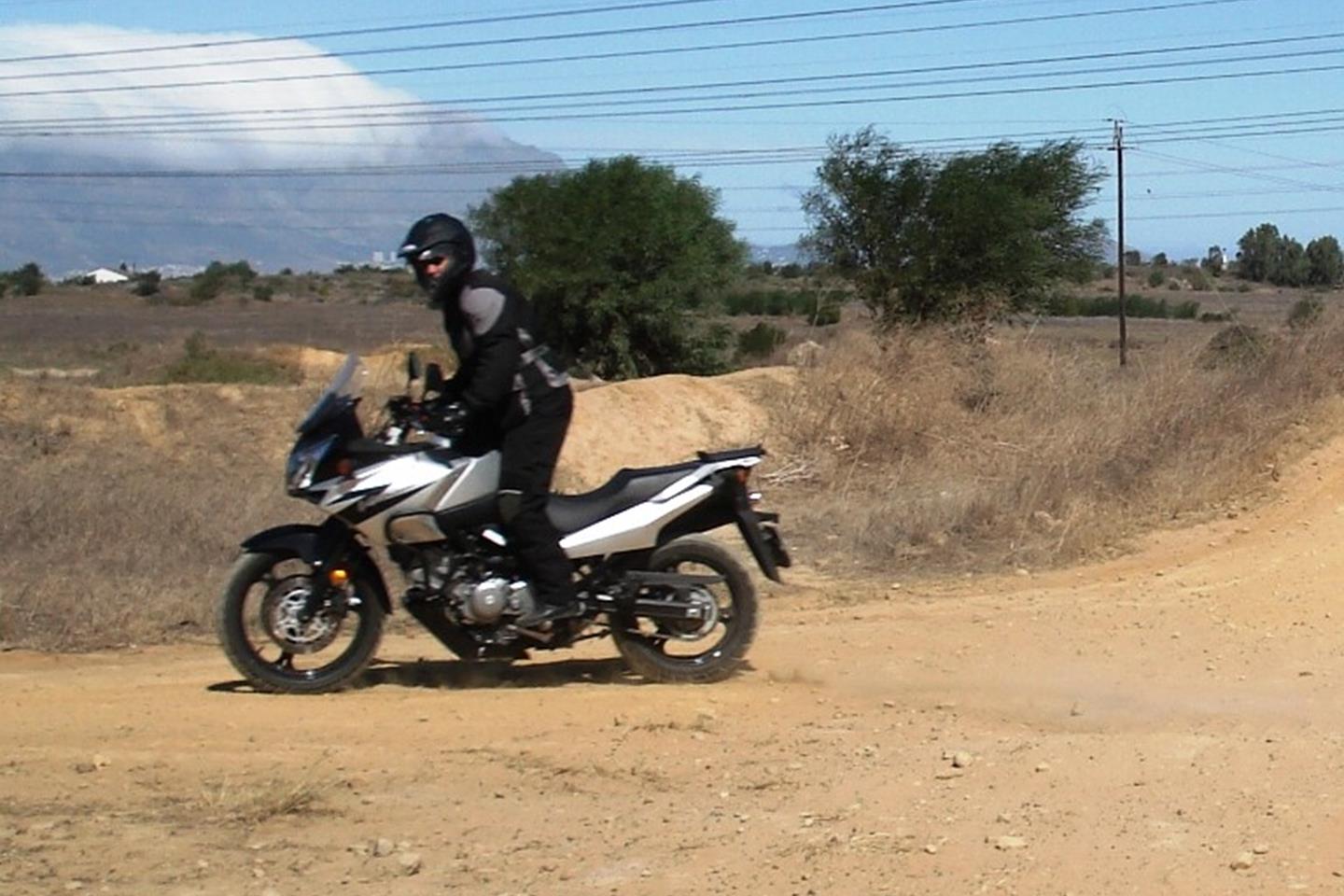 Suzuki v strom store 650 off road