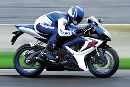 Get fuly-comp on a new GSX-R600 for £99