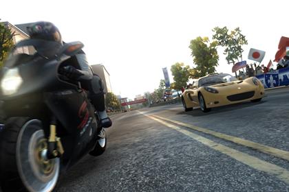 Project Gotham Racing 4 pits cars against motorcycles