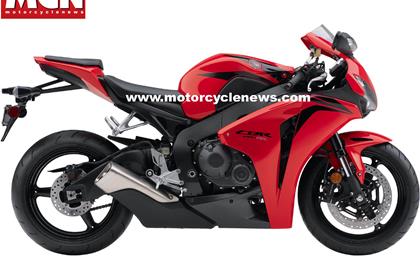 Here are the first images of the 2008 Honda Fireblade CBR1000RR