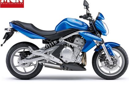 The 2008 Kawasaki ER6n in blue