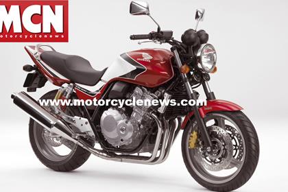 The unfaired 2008 Honda CB400SF unveiled at the Tkyo Show