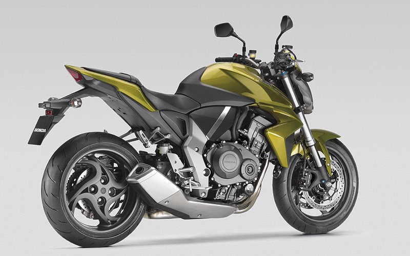 Buzzing into contention: Honda reveal revised CB500 Hornet to replace  CB500F naked