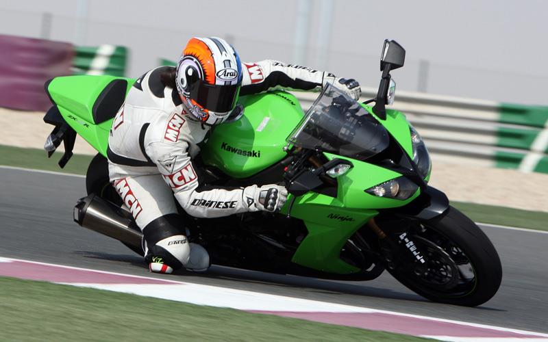 Video: A lap of Qatar onboard the 2008 ZX-10R