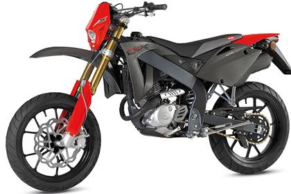 The new Rieju SMX125 supermoto learner motorcycle for 2008