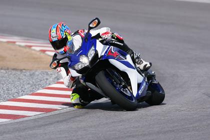 MCN Senior road tester Michael Neeves has been testing hte 208 Suzuki GSX-R750 in Spain today