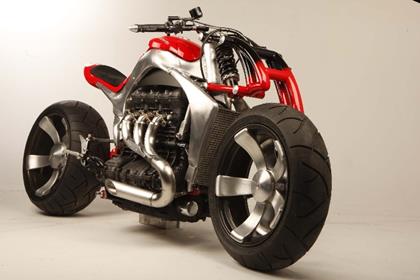 Roger Allmond's Triumph Rocket III