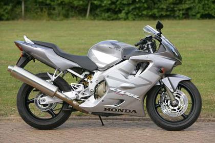 The speeding rider was on a Honda CBR600F like this