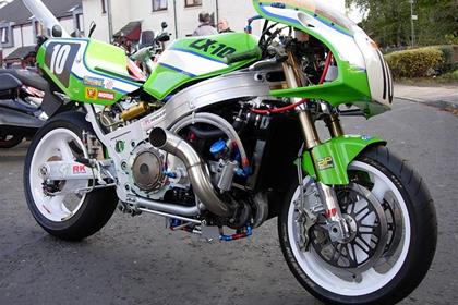 Ninja79 has entered his extensively modified 1990 Kawasaki ZX10 