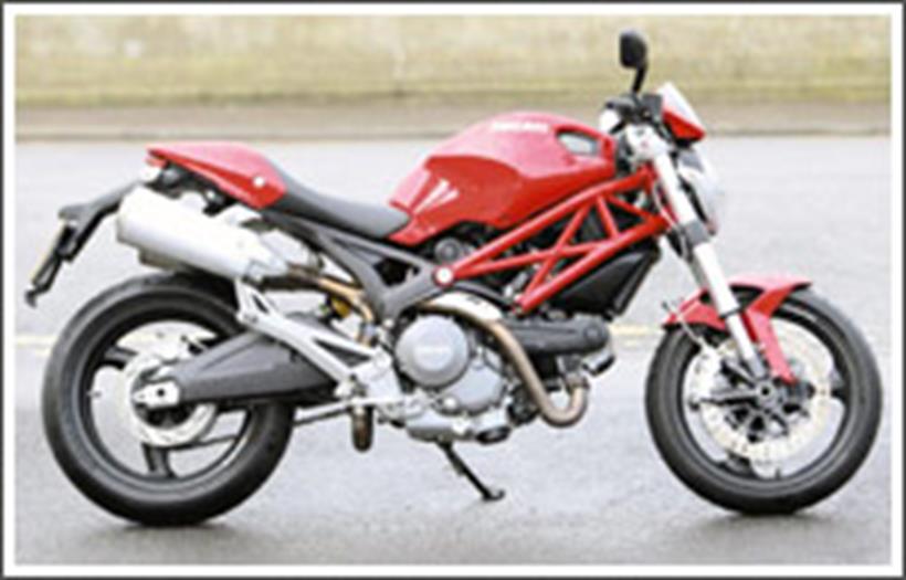 Ducati Monster 696