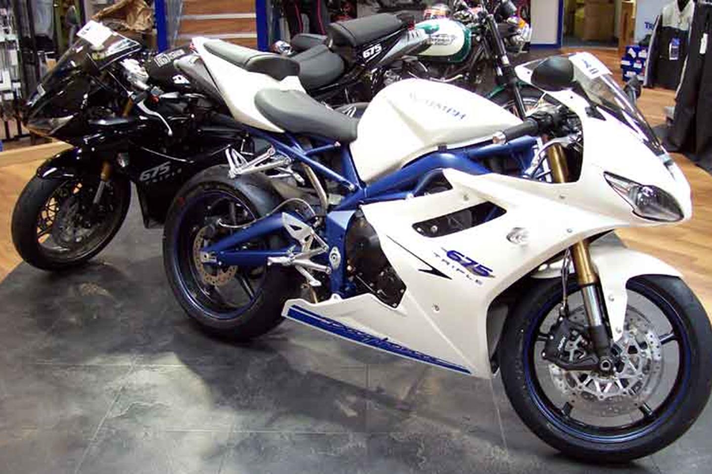 triumph daytona 675 se 2010