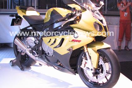 BMW S1000RR will be "price competitive with the Japanese"