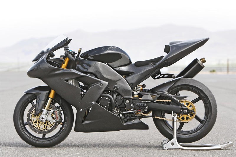 Video Onboard A MotoGP Mechanic s Tuned Kawasaki ZX 10R MCN