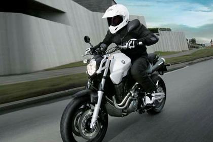 Yamaha MT-03 - ideal urban commuter tool that can also cut it on weekends