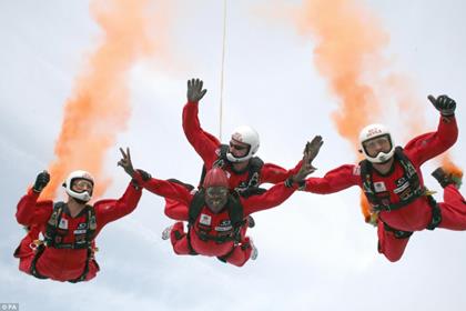 The Red Devils will drop in to Oulton Park to raise money for Help for Heroes