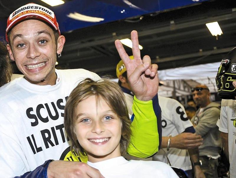 Doris. росс линч 2021. росс линч 2020. лука марини рост. братья росси.