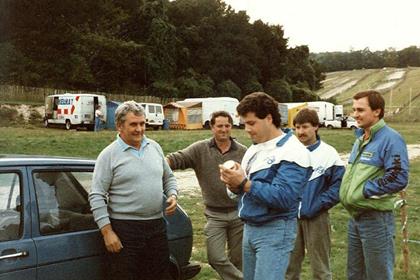 Alec Wright (far left) back in the late 70's with son Colin (far right), now boss of GSE Racing, and Kawasaki mechanic Steve Goodyear