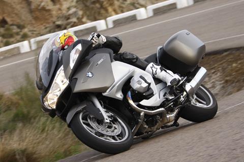 Video: BMW R1200RT first ride