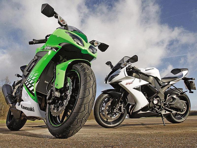 Video: 2010 Kawasaki Zx-10r Vs Its 2009 Predecessor