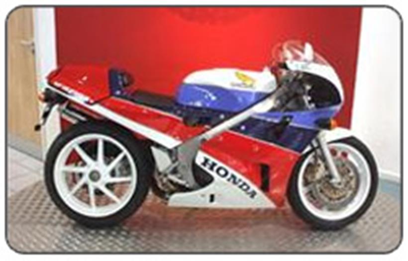 Honda RC30