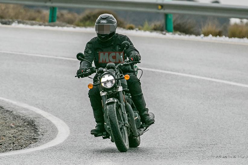 Royal Enfield Super Meteor front