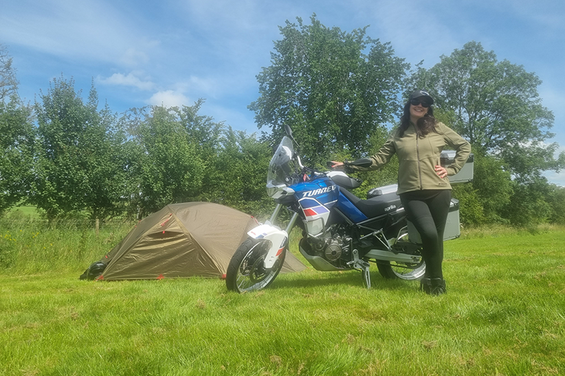 Aprilia Tuareg camping