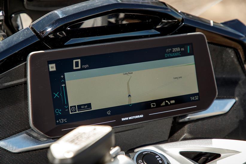 Dashboard of the BMW K1600GT